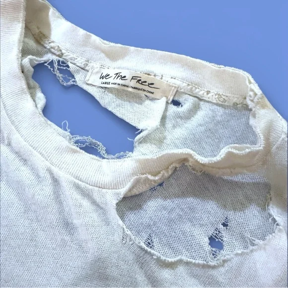 EUC We the Free Rubi Oversized Blue Distressed Tee Sz Large - Picture 3 of 9